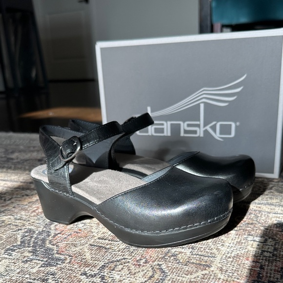 Dansko Black Leather Mules size 36 US 5.5-6 NEW with original box - Picture 2 of 8